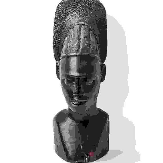 Beautiful figure of bust by court worker